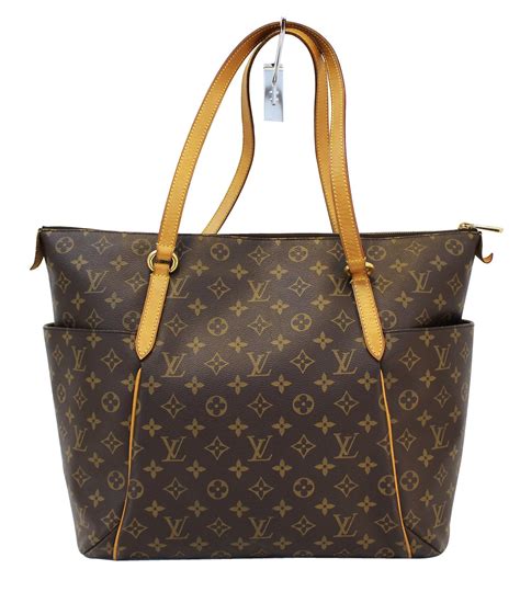 louis Vuitton Monogram bag